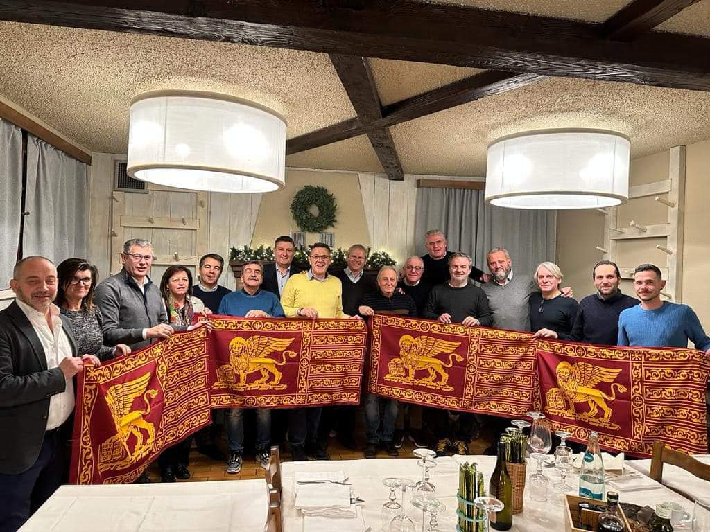 Cena di Natale a Castelfranco con gli amici della Lega