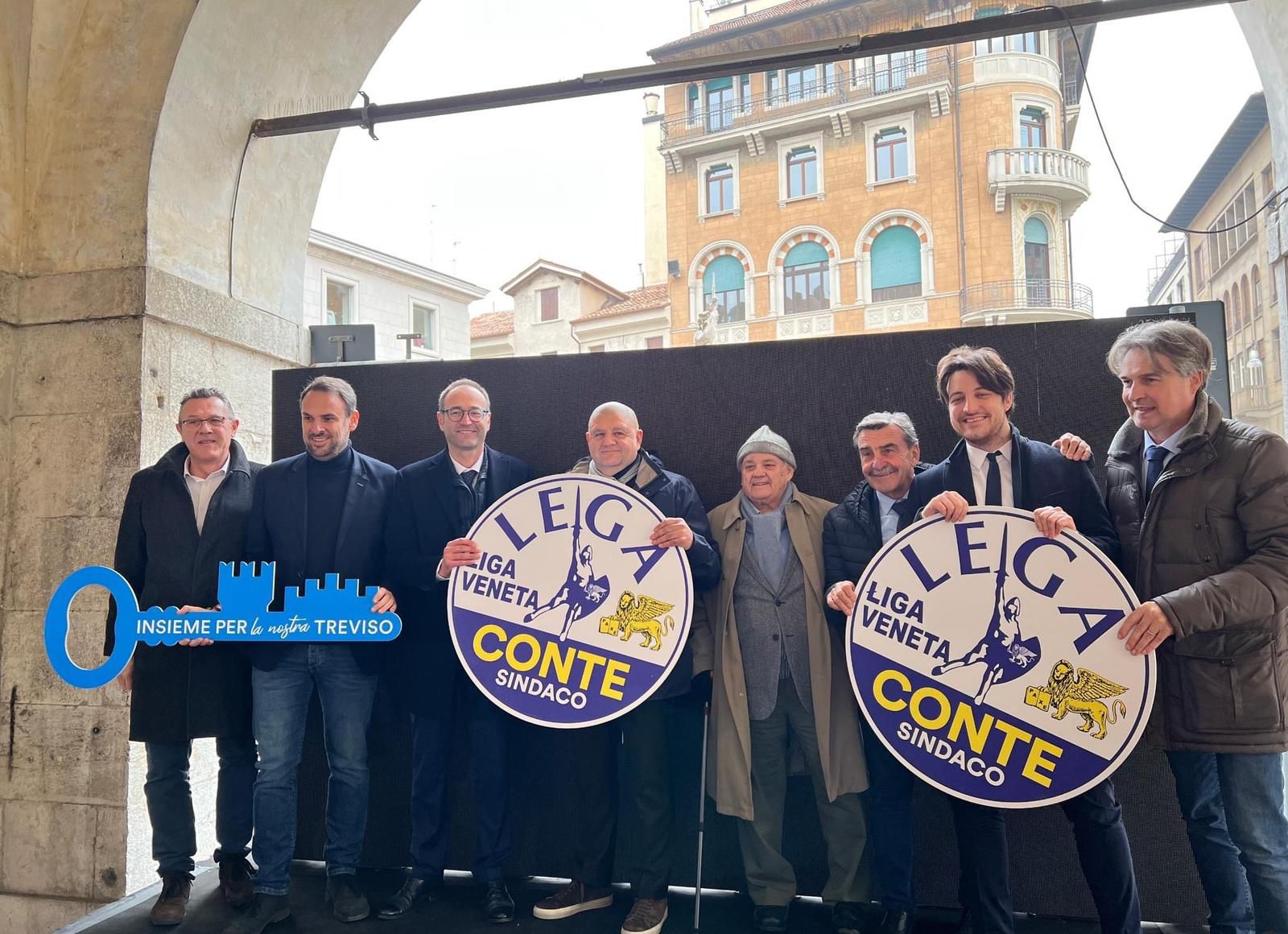 A Treviso per la presentazione del nuovo simbolo della Lega a sostegno di Mario Conte
